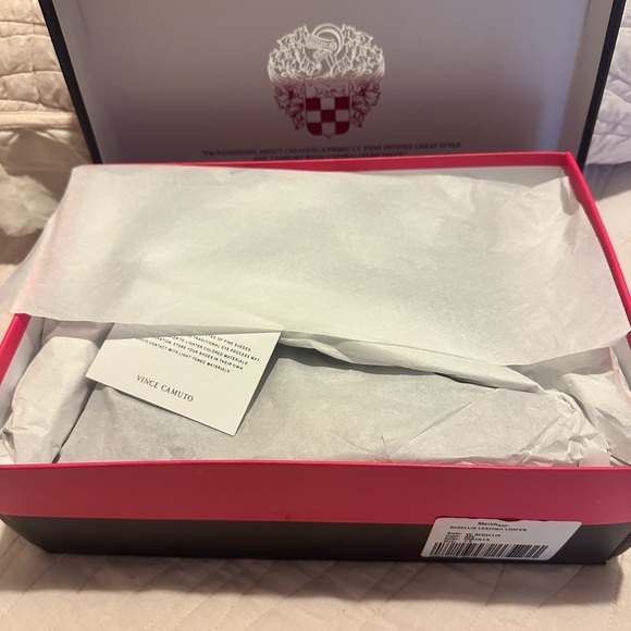 Tortilla Heels VC-SEGALLIS Size 7.5M - Picture 6 of 6